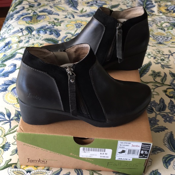 Jambu Shoes - Jambu waterproof low leather boots size 8.5M